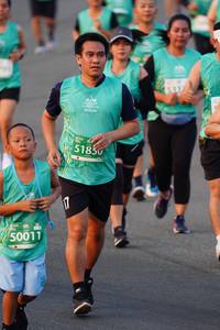 BIB: 51850, 50011
                            <button type="button" onclick="openModal(10514228)" class="btn btn-primary btn-sm float-right btn-popup" data-toggle="modal" data-target=".modal-high-quality">
                        <i class="fas fa-shopping-cart"></i> Add to Cart
                    </button>
                                            <button type="button" onclick="isThisMe(10514228, true)" class="btn btn-success btn-sm float-right btn-popup btn-isme hidden" data-toggle="tooltip" data-placement="bottom" title="นี่คือรูปของคุณใช่ไหม คลิกที่นี่เพื่อเอาเข้าอัลบั้ม">
                        <i class="fas fa-plus"></i> Add to album
                    </button>
                    <button type="button" onclick="isThisMe(10514228, false)" class="btn btn-warning btn-sm float-right btn-popup btn-isnotme hidden">
                        <i class="fas fa-ban"></i> Remove from album
                    </button>